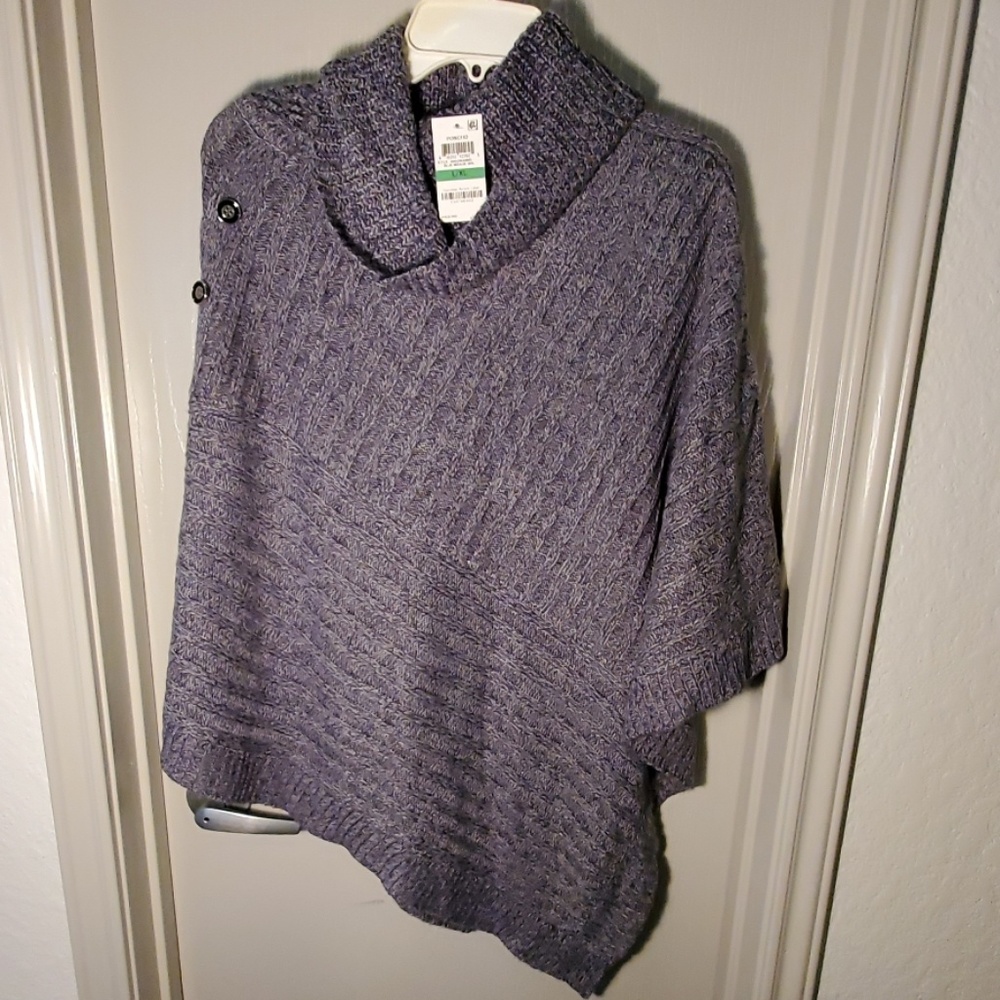 NEW $89 PONCHO / Sweater  size L/XL -TAGS ATTACHED  - KAREN SCOTT
